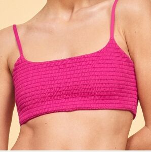 NWT Reformation Bikini Island Top in an XL